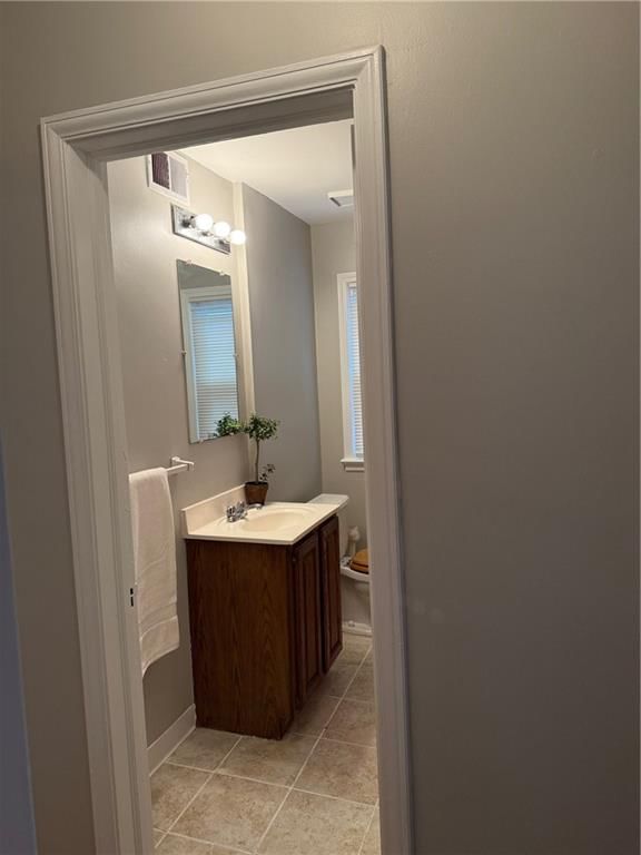 1403 W 27th Terrace S — photo 11