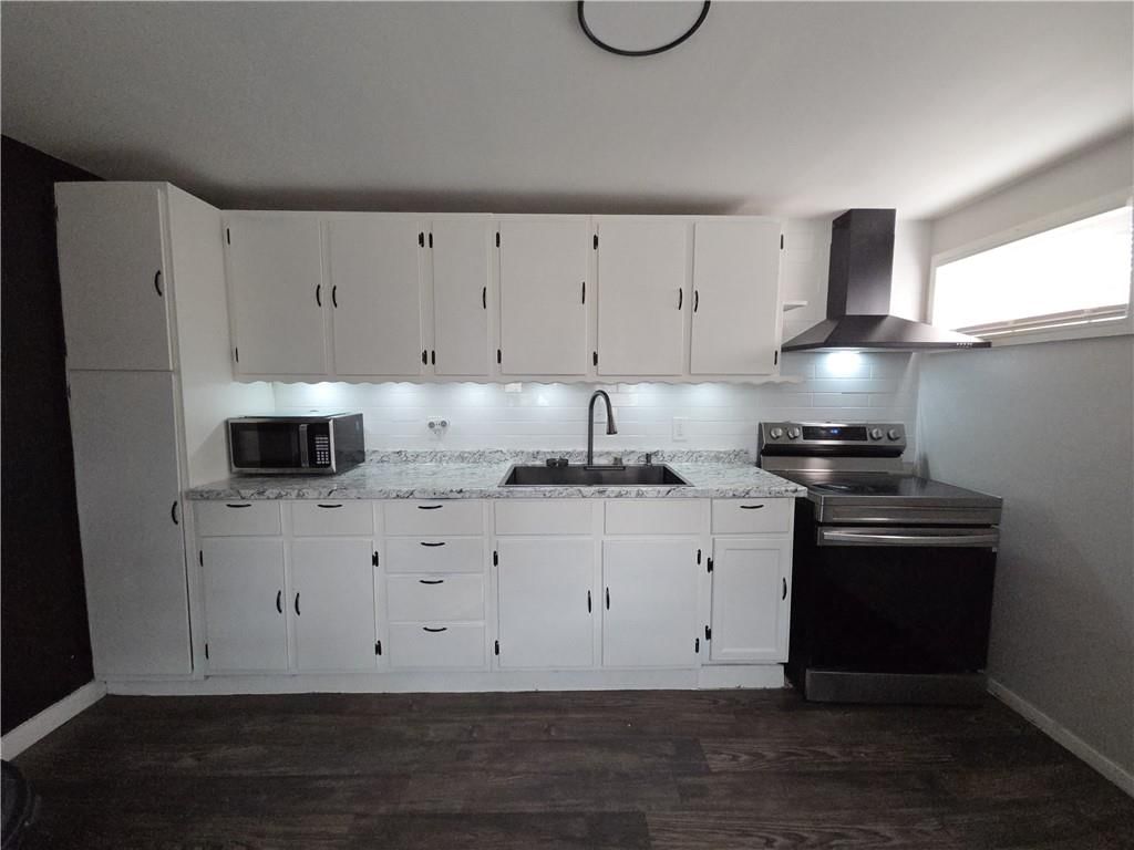119 N Evanston Avenue — photo 10