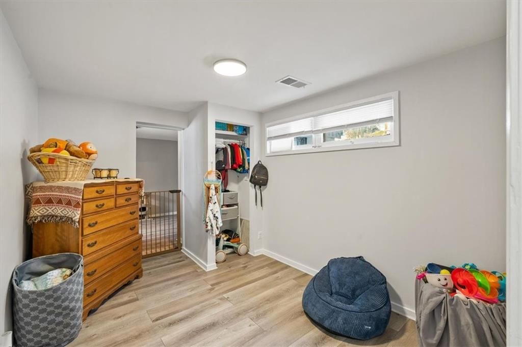 119 N Evanston Avenue — photo 14