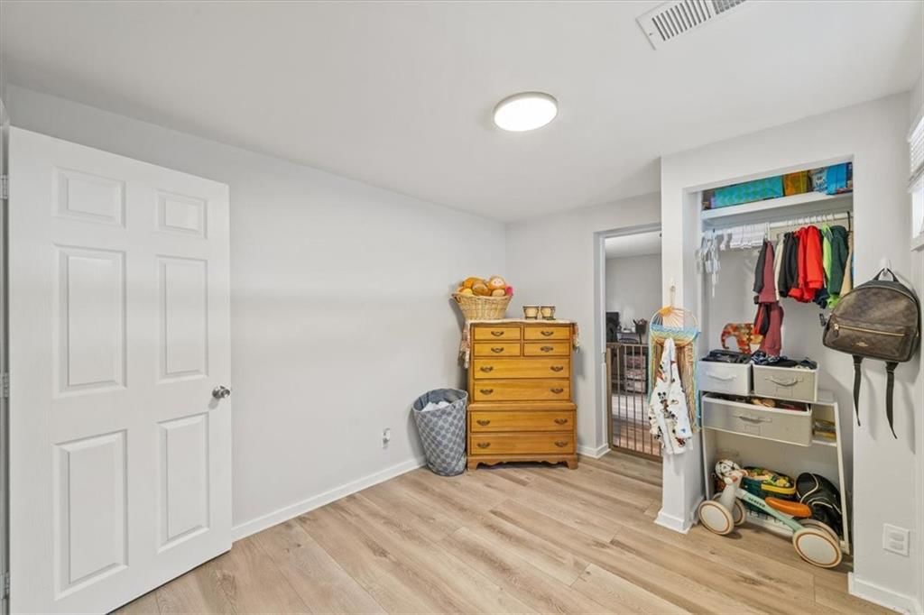 119 N Evanston Avenue — photo 15
