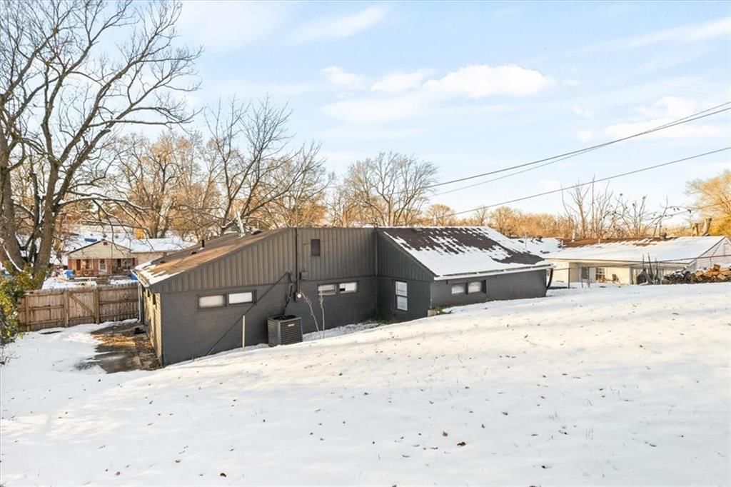 119 N Evanston Avenue — photo 21