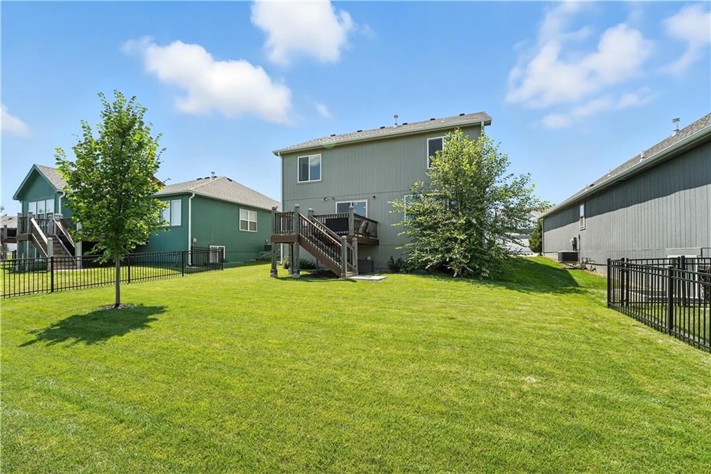 8908 SW 9th Street — photo 49