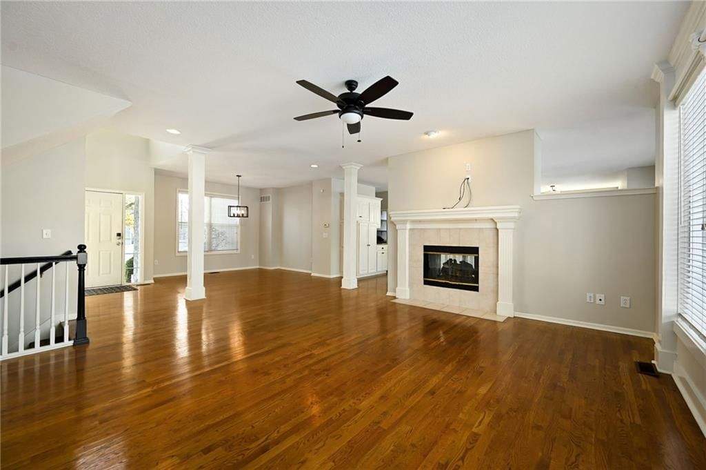 5206 Round Prairie Street — photo 6