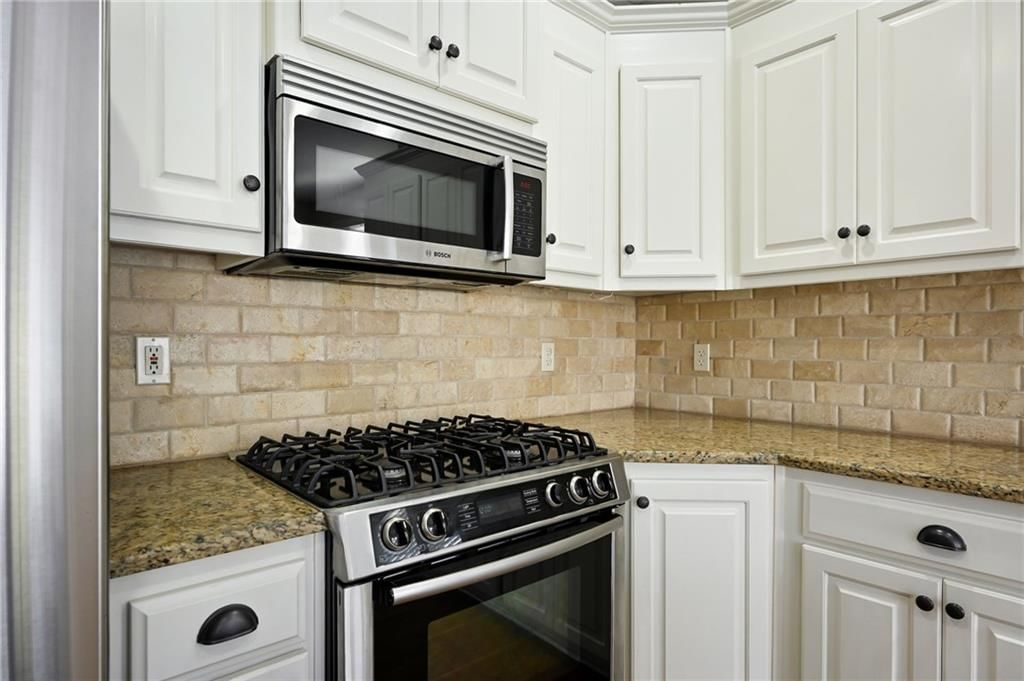 5206 Round Prairie Street — photo 10