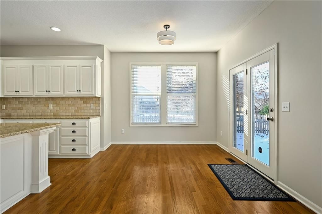 5206 Round Prairie Street — photo 11