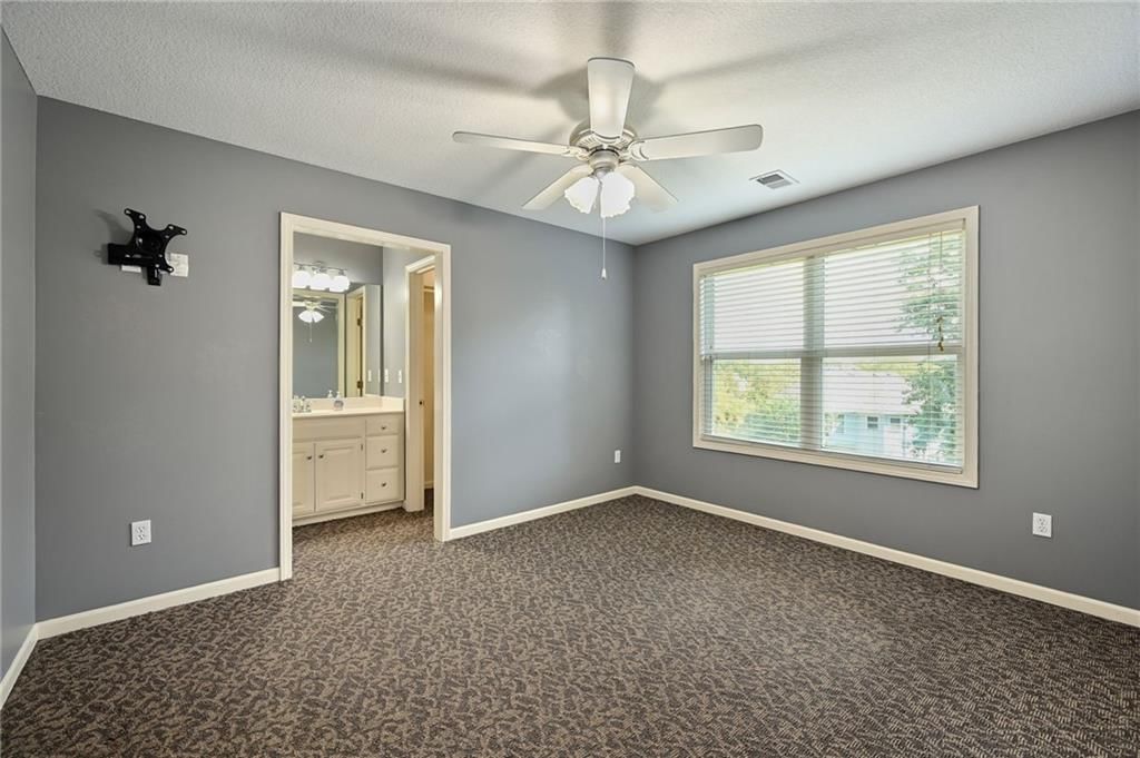 5206 Round Prairie Street — photo 27