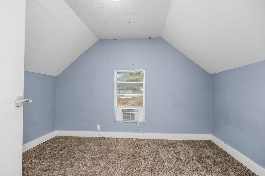 3521 Silver Avenue — photo 13