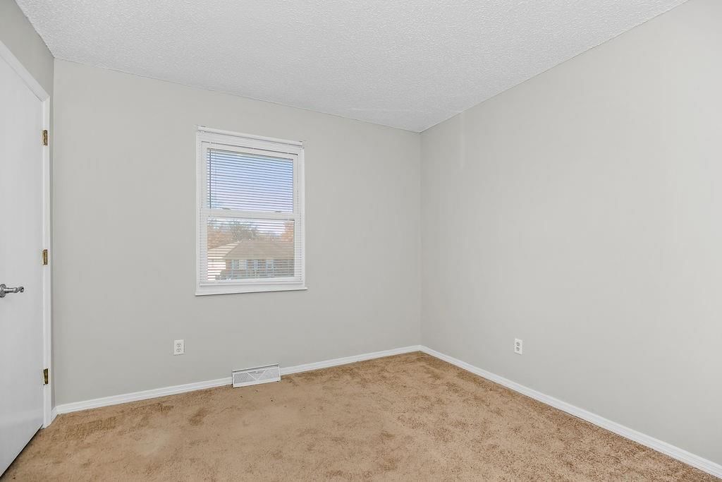 343-345 N Gilbert Street — photo 14