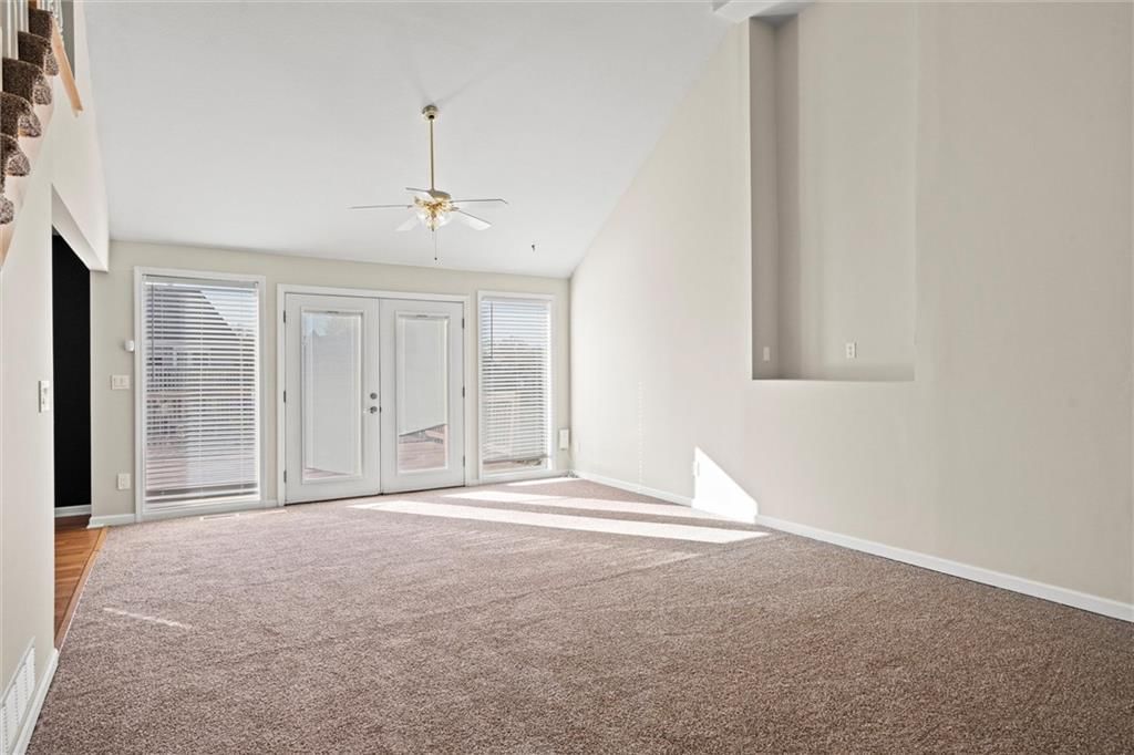 741 SW Windsong Circle — photo 5