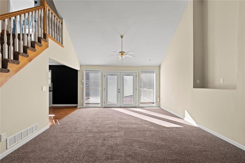 741 SW Windsong Circle — photo 7
