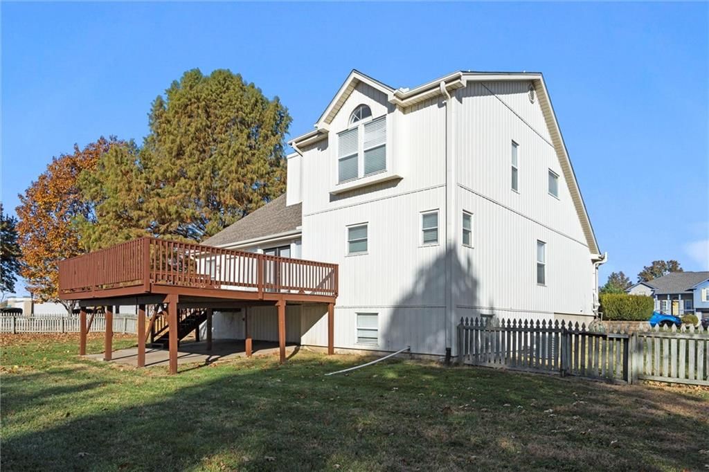 741 SW Windsong Circle — photo 37