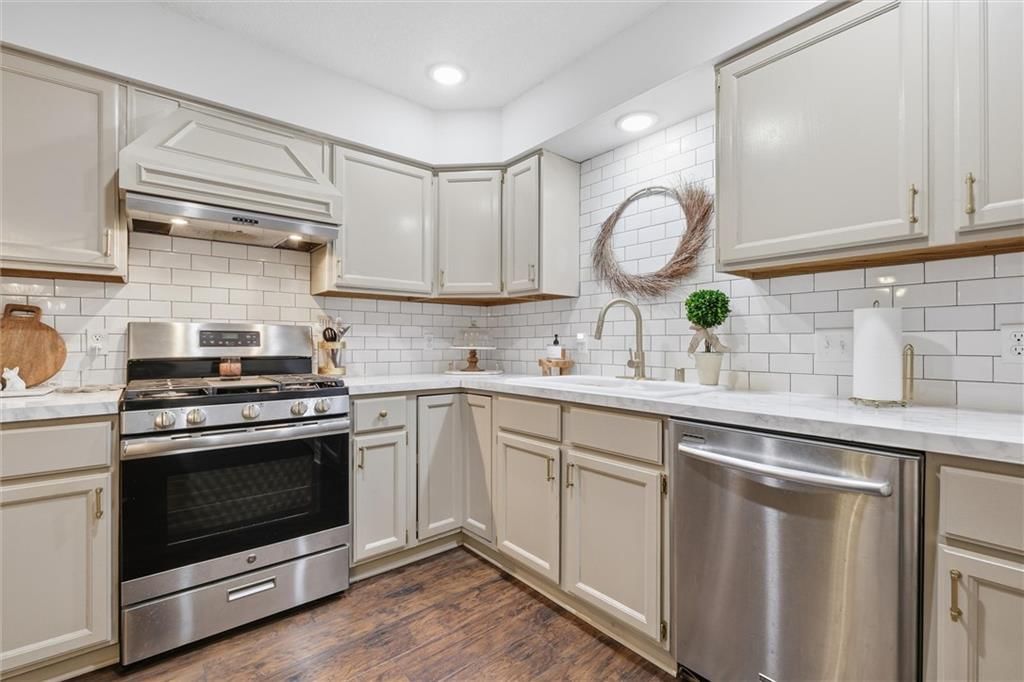 3922 Willshire Drive — photo 10