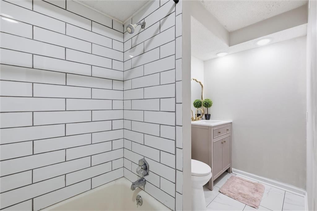 3922 Willshire Drive — photo 22