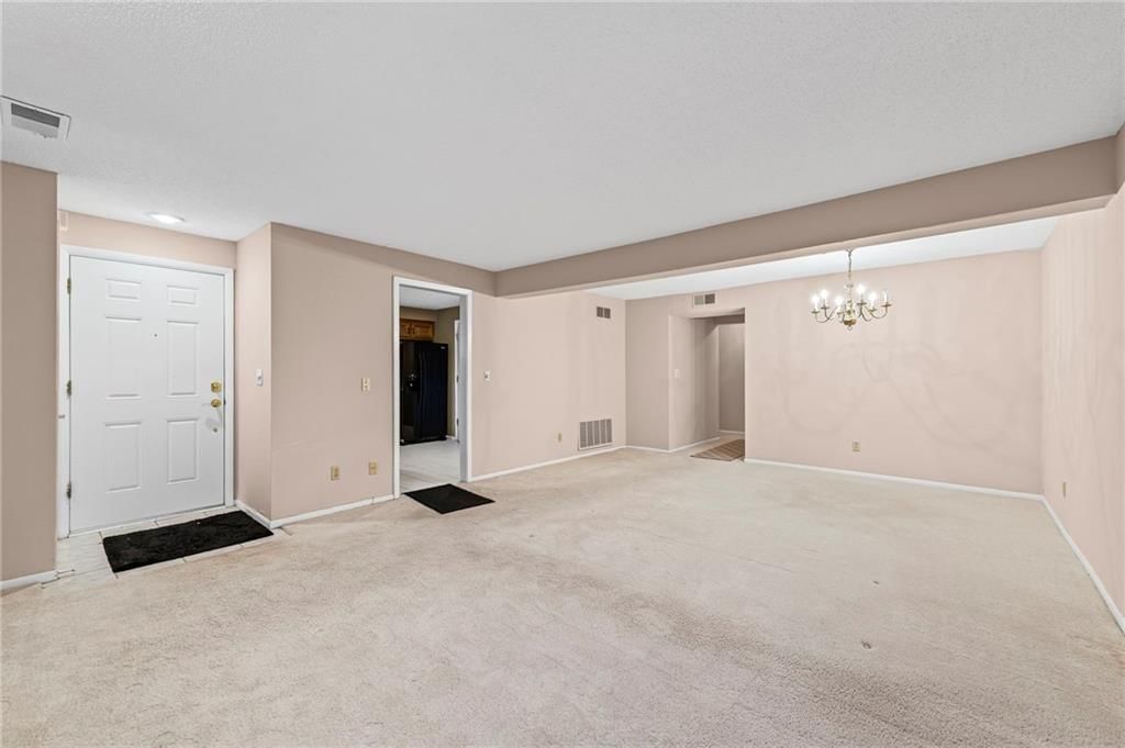 12708 W 110th Terrace — photo 4
