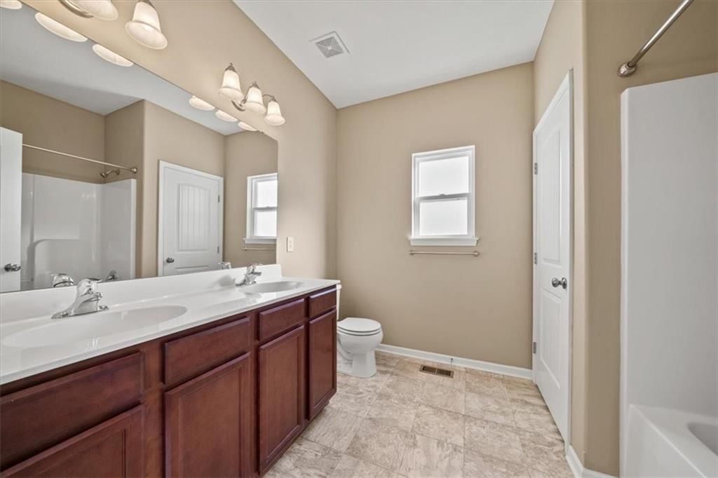 11115 N Jefferson Street — photo 24