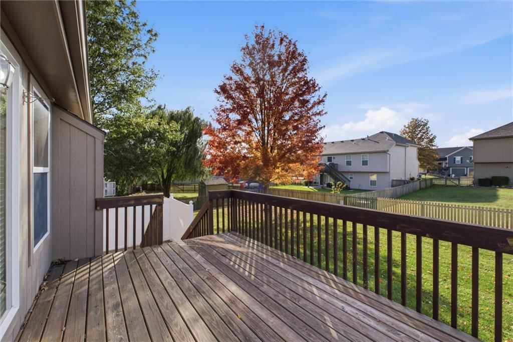 21406 Red Oak Lane — photo 32