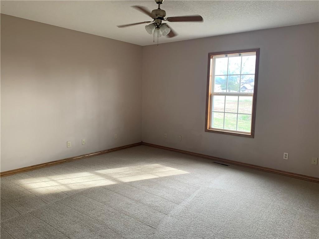 513 Brooklyn Court — photo 10