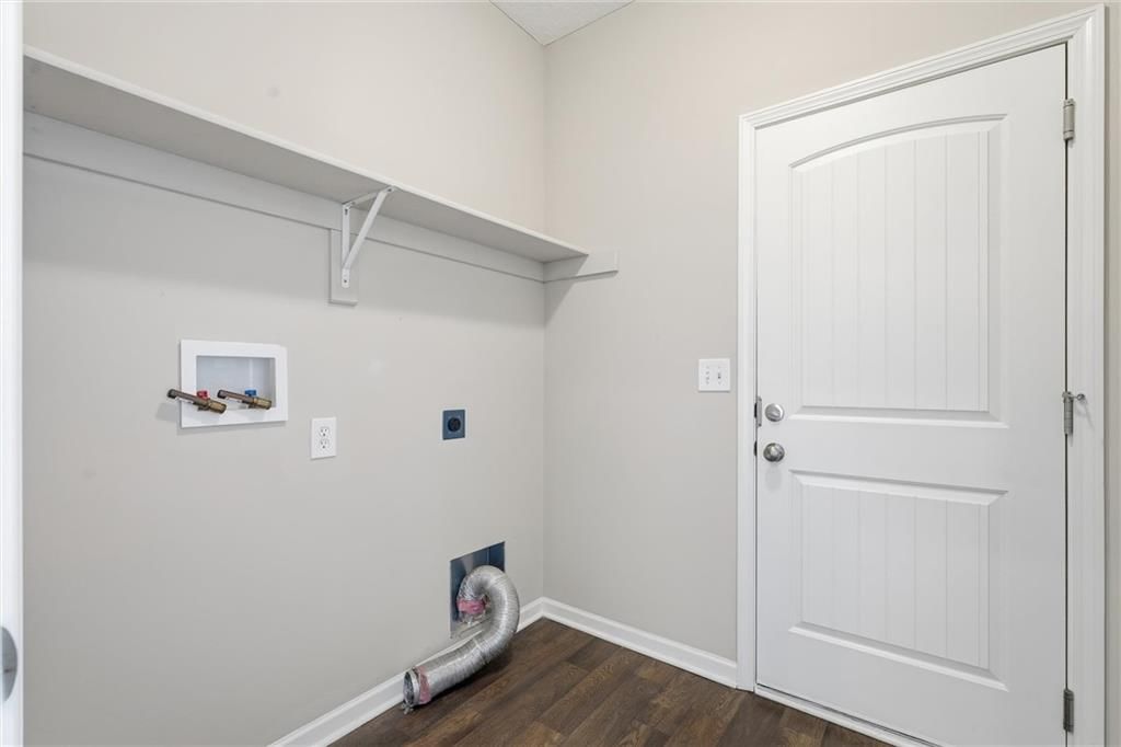 11033 N Jefferson Street — photo 16