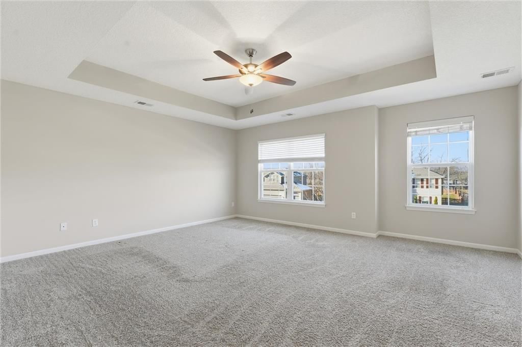 11033 N Jefferson Street — photo 17