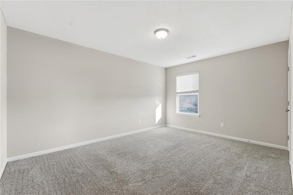 11033 N Jefferson Street — photo 21