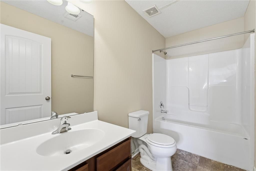11033 N Jefferson Street — photo 22