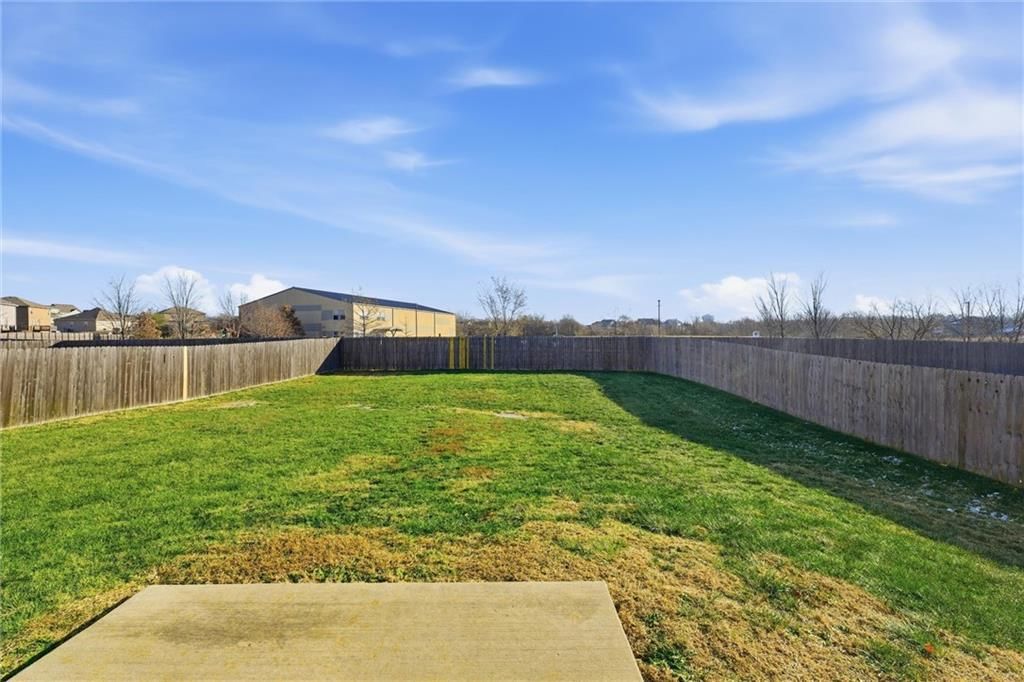 11033 N Jefferson Street — photo 23