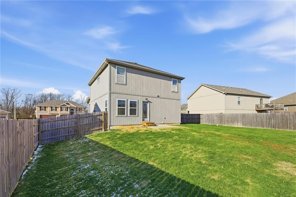 11033 N Jefferson Street — photo 25