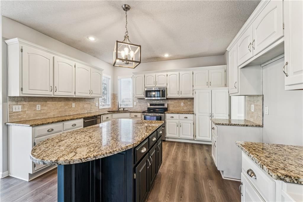 21600 W 98th Terrace — photo 6