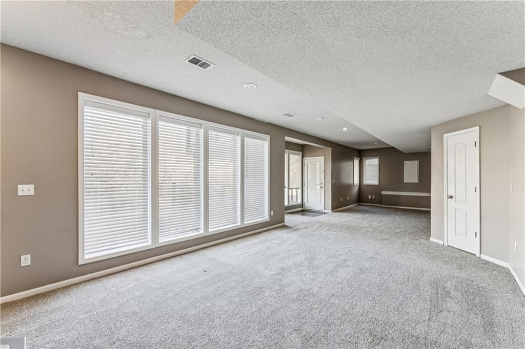 21600 W 98th Terrace — photo 26
