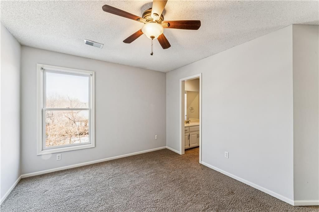 21600 W 98th Terrace — photo 31