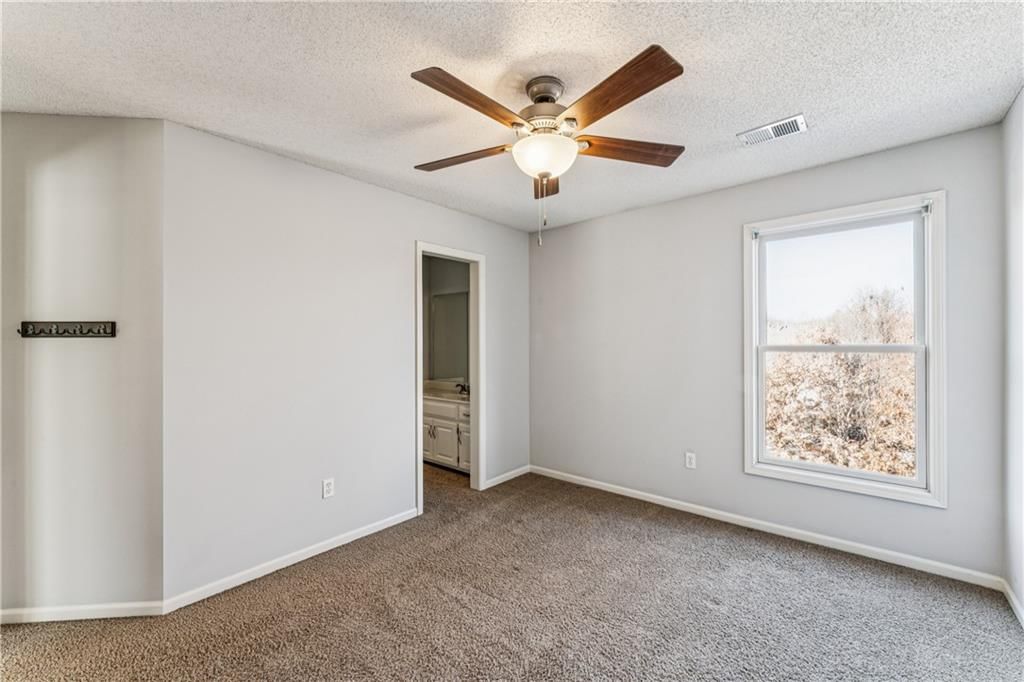 21600 W 98th Terrace — photo 36
