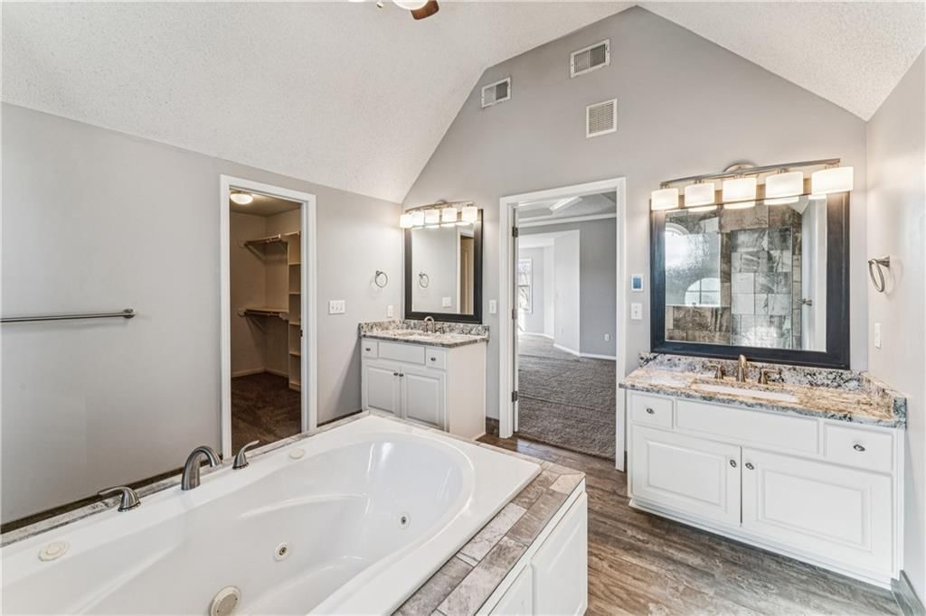 21600 W 98th Terrace — photo 55
