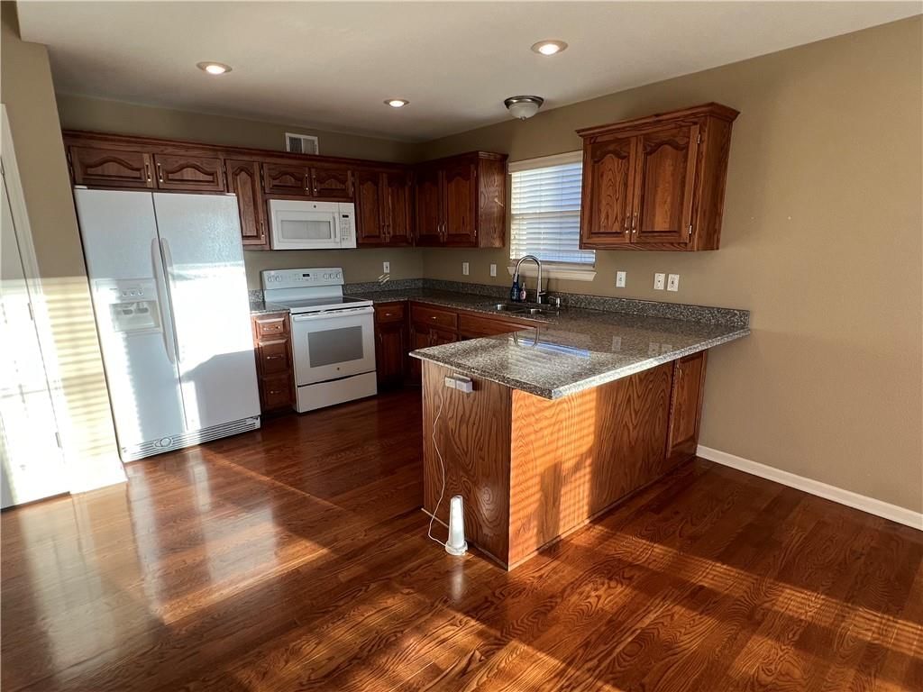 109 NW 90th Place — photo 4