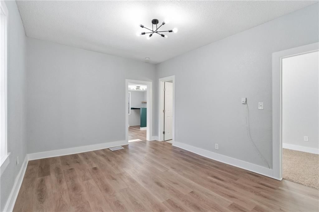 641 S Arlington Avenue — photo 8