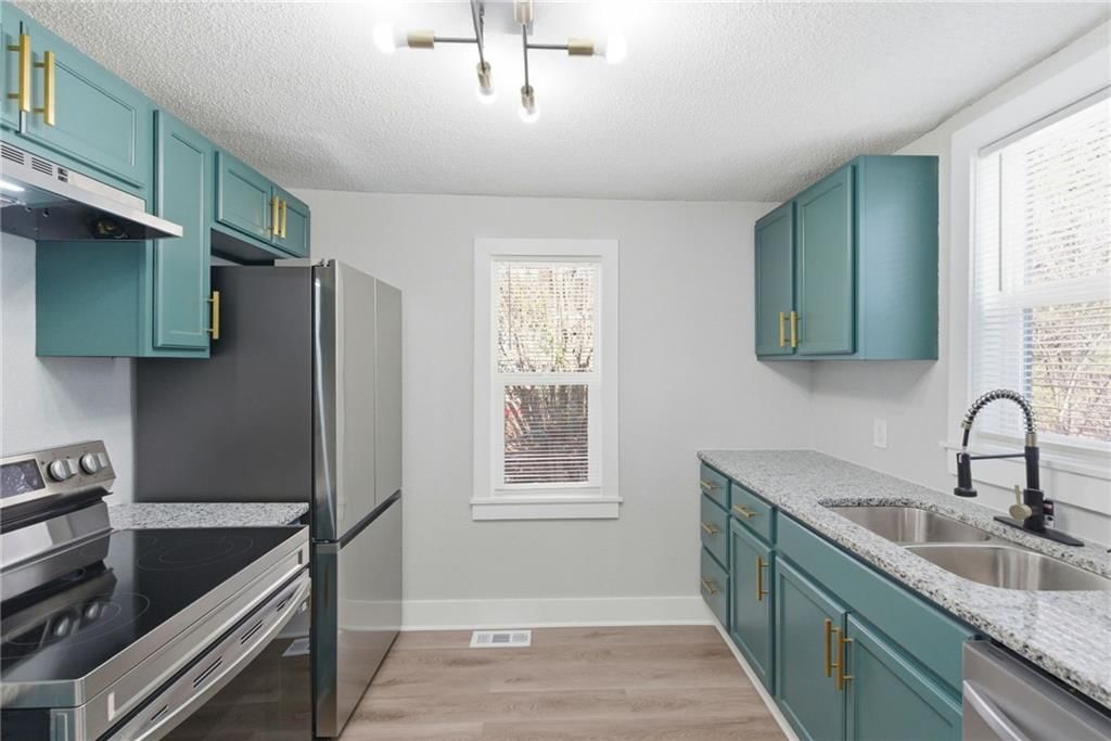 641 S Arlington Avenue — photo 13