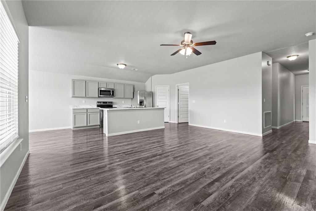 21837 Franklin Street — photo 7