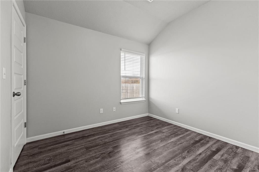 21837 Franklin Street — photo 16