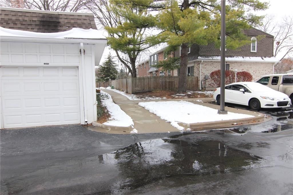 10003 W 95th Street — photo 30