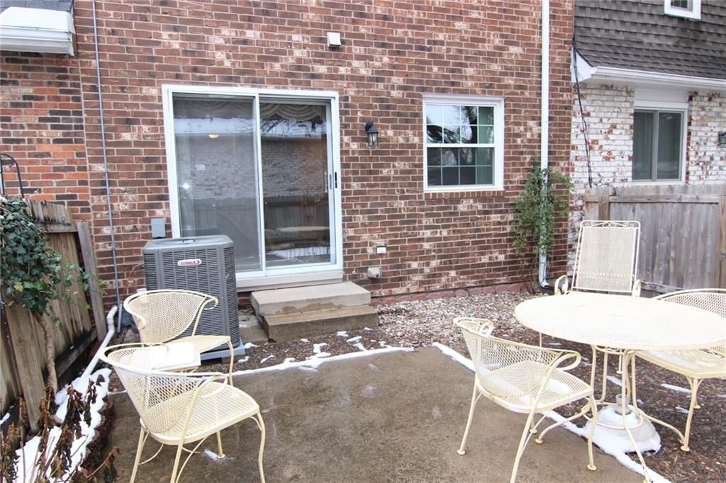10003 W 95th Street — photo 31