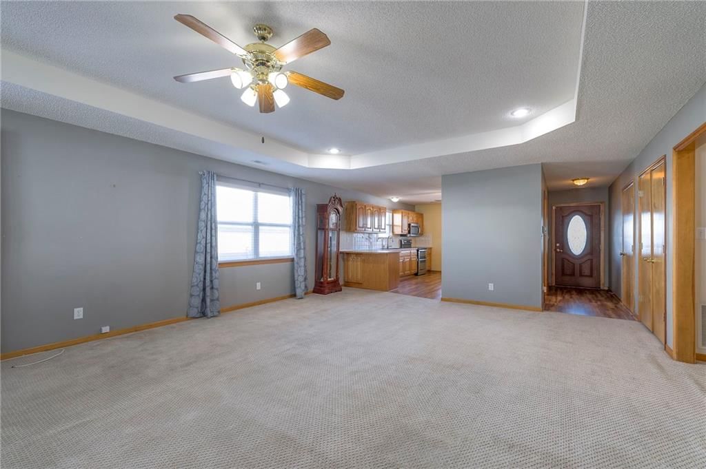 528 S Saturn Drive — photo 18
