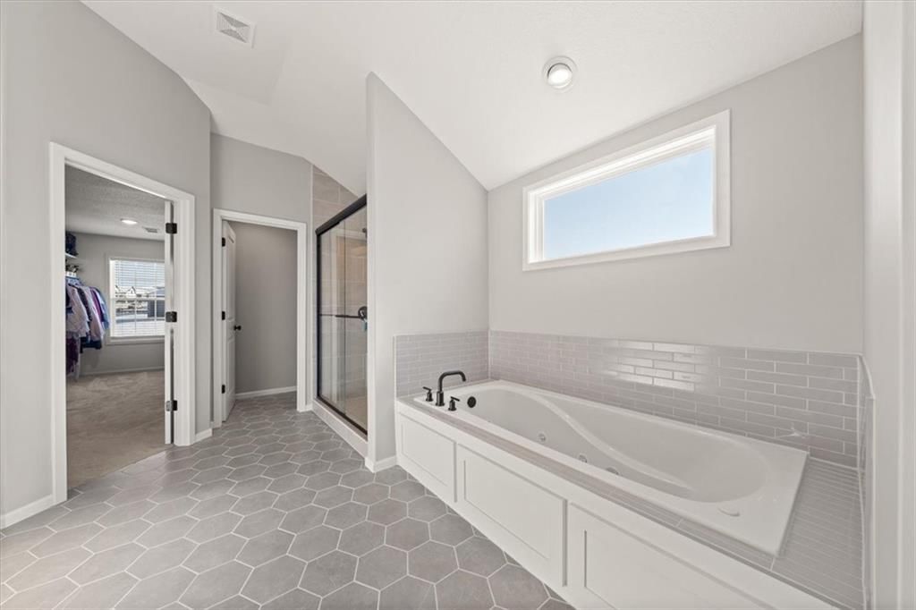 10308 N Oakland Avenue — photo 14