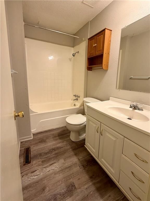 400 A-B NE WESTWIND Drive — photo 19