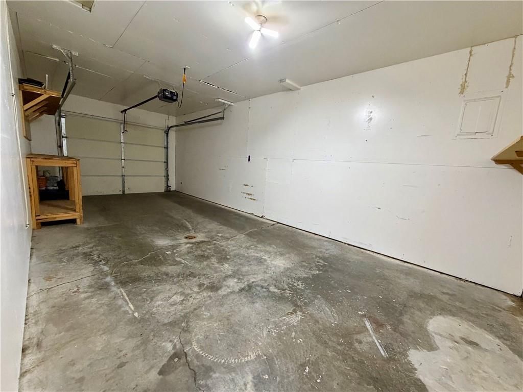 400 A-B NE WESTWIND Drive — photo 20