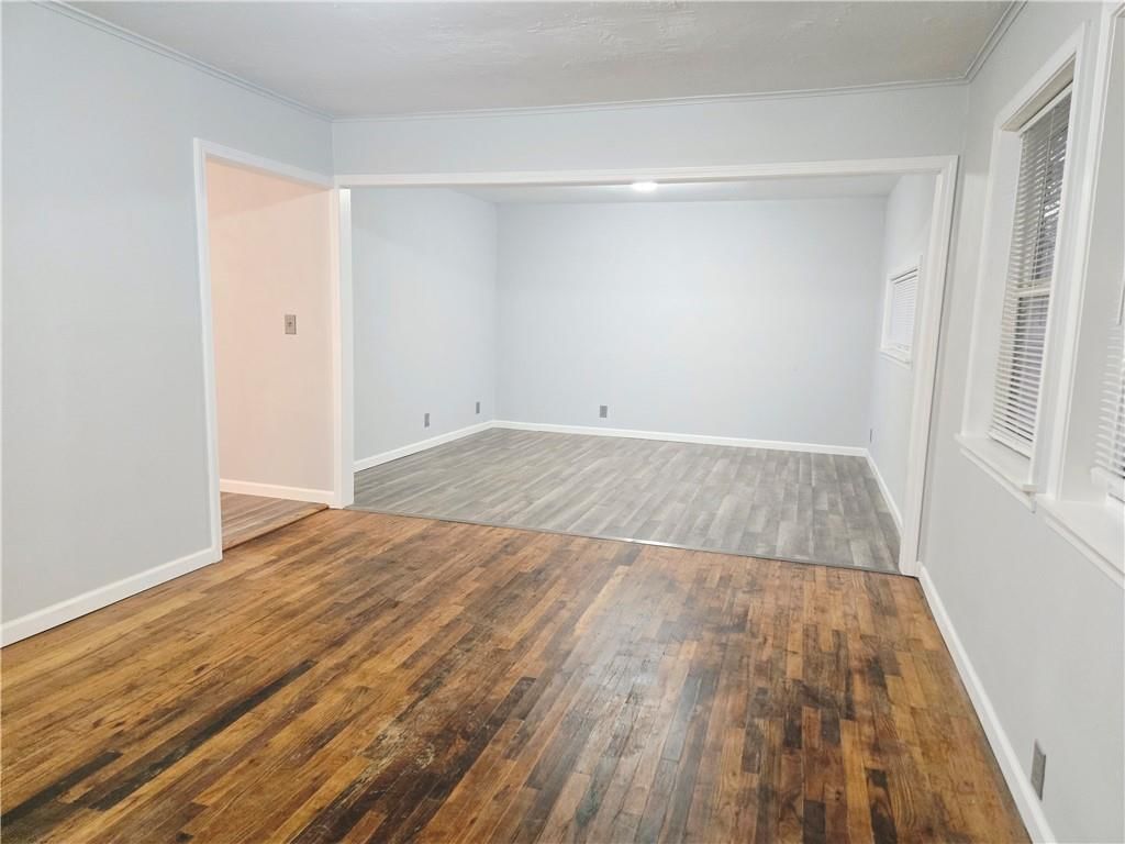 205 W Washington Street — photo 3