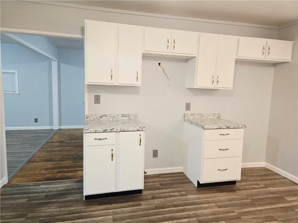 205 W Washington Street — photo 9