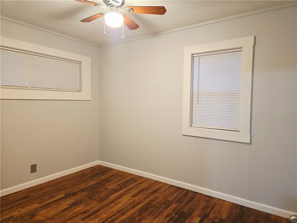 205 W Washington Street — photo 14