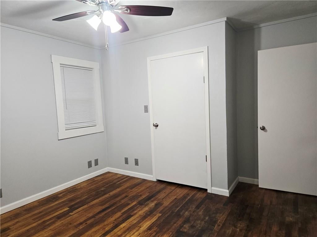205 W Washington Street — photo 16