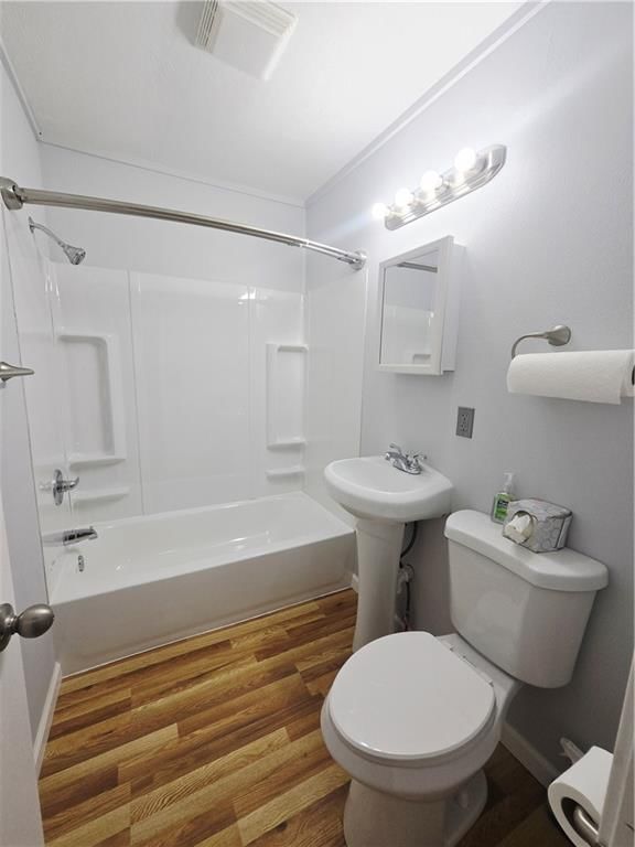 205 W Washington Street — photo 18