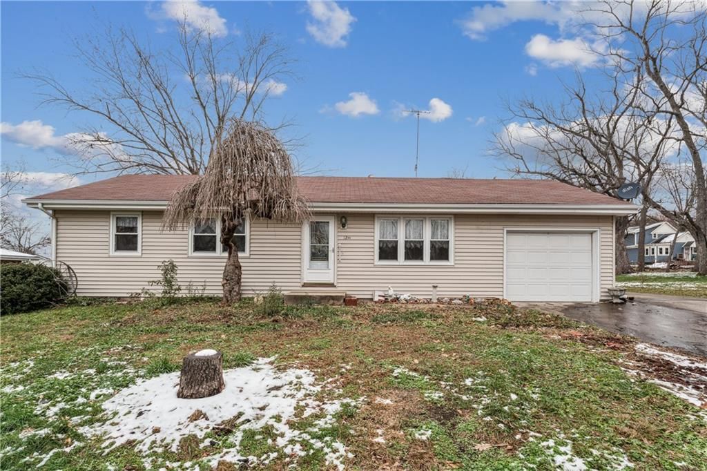 12 SE 15th Street, Concordia, MO
