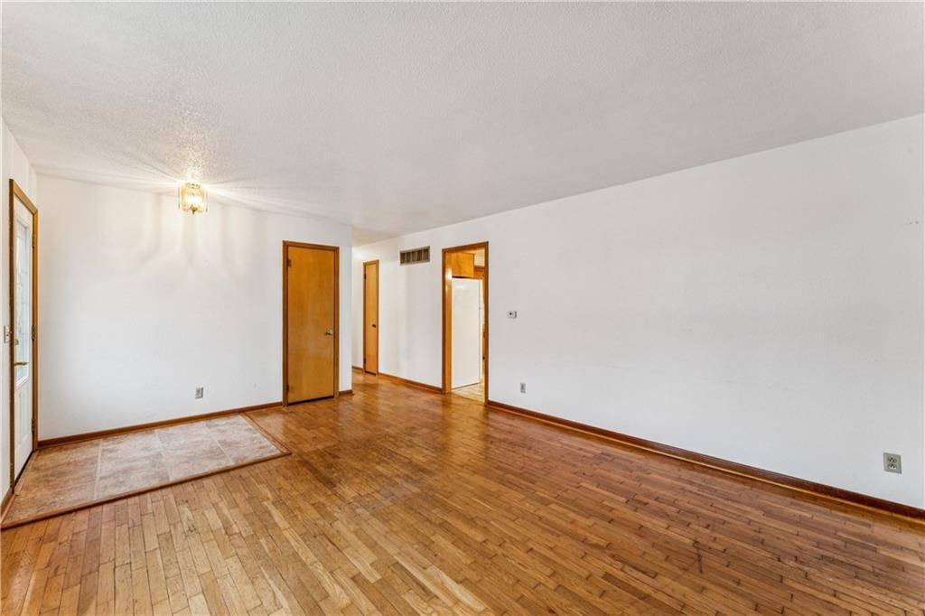 12 SE 15th Street — photo 8